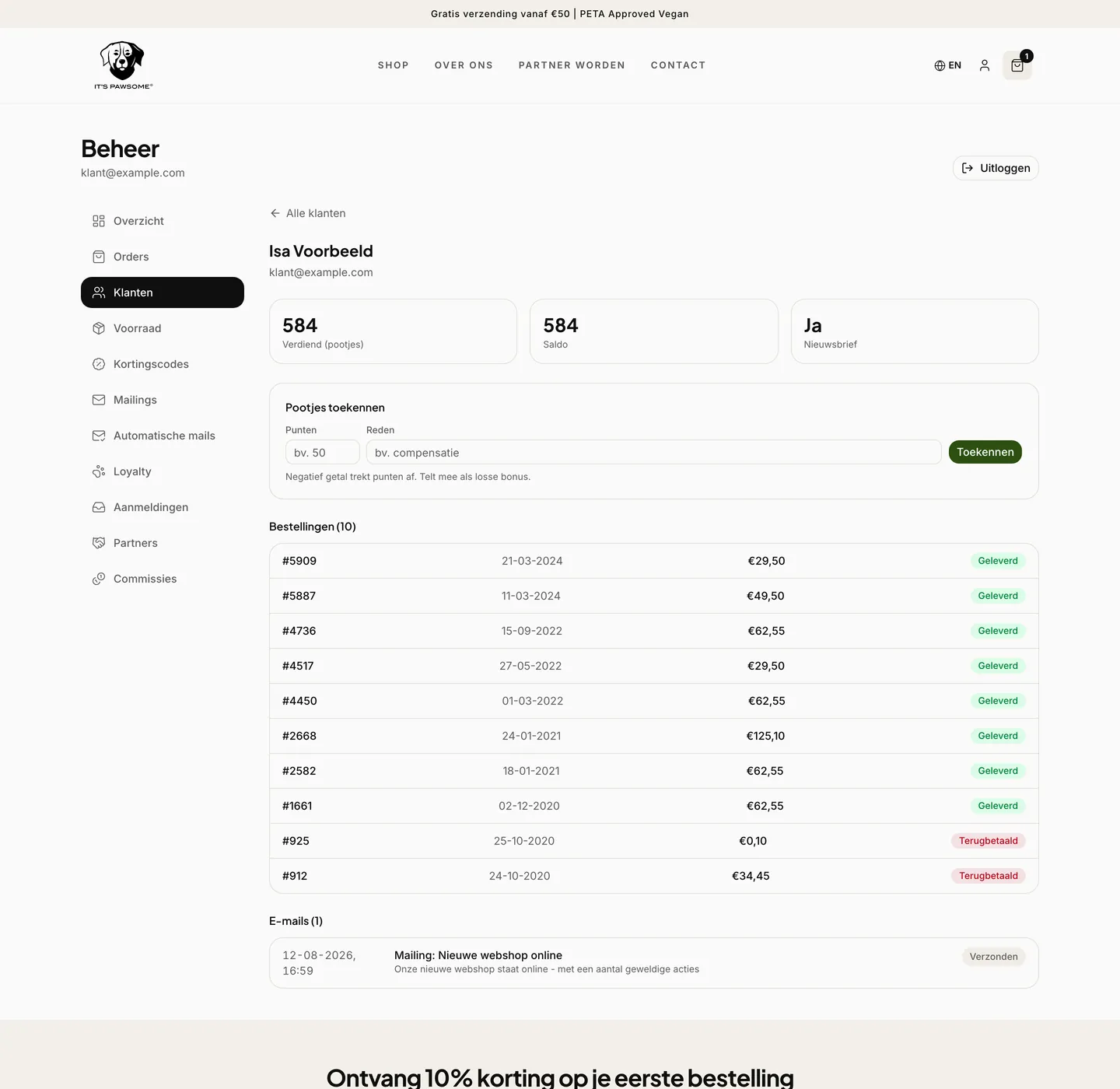 Email timeline per customer with the delivery status of every message sent